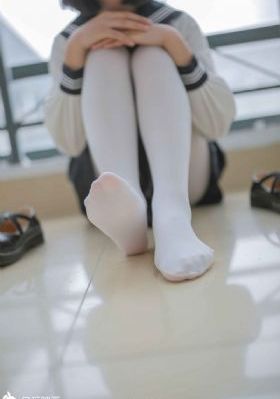 情不自禁想入非非