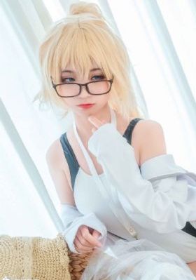加勒比女海盗在线播放