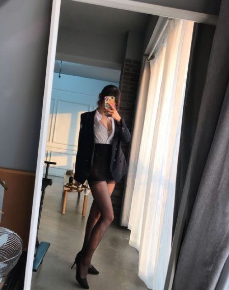 徐璐乔任梁相爱吧全篇