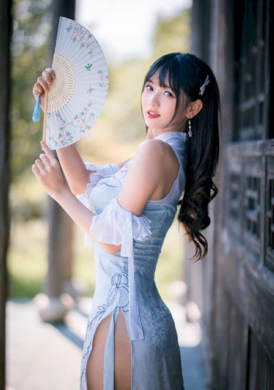 日本亚洲嘘嘘偷窥撒尿
