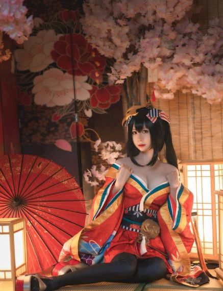 可疑的美容院观看