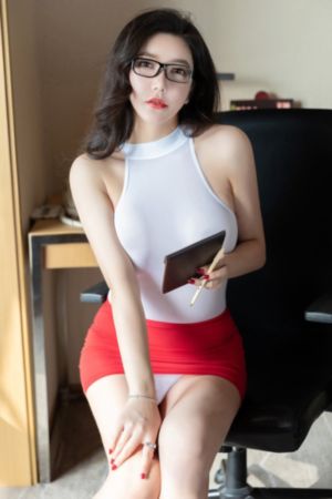 手指挑弄花蒂gl