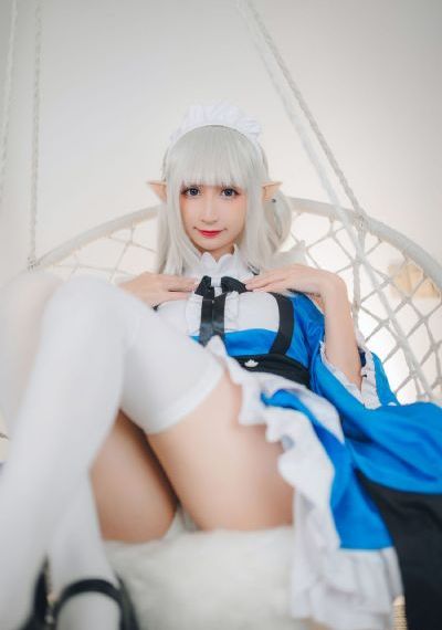 动漫八尺大人被吸乳视频