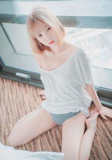 迷之彼女