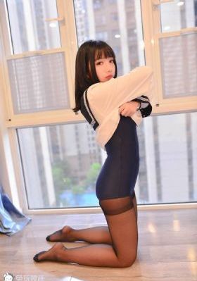 学生眼中的女老师在线观看