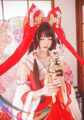 职场出轨的妻子中国字